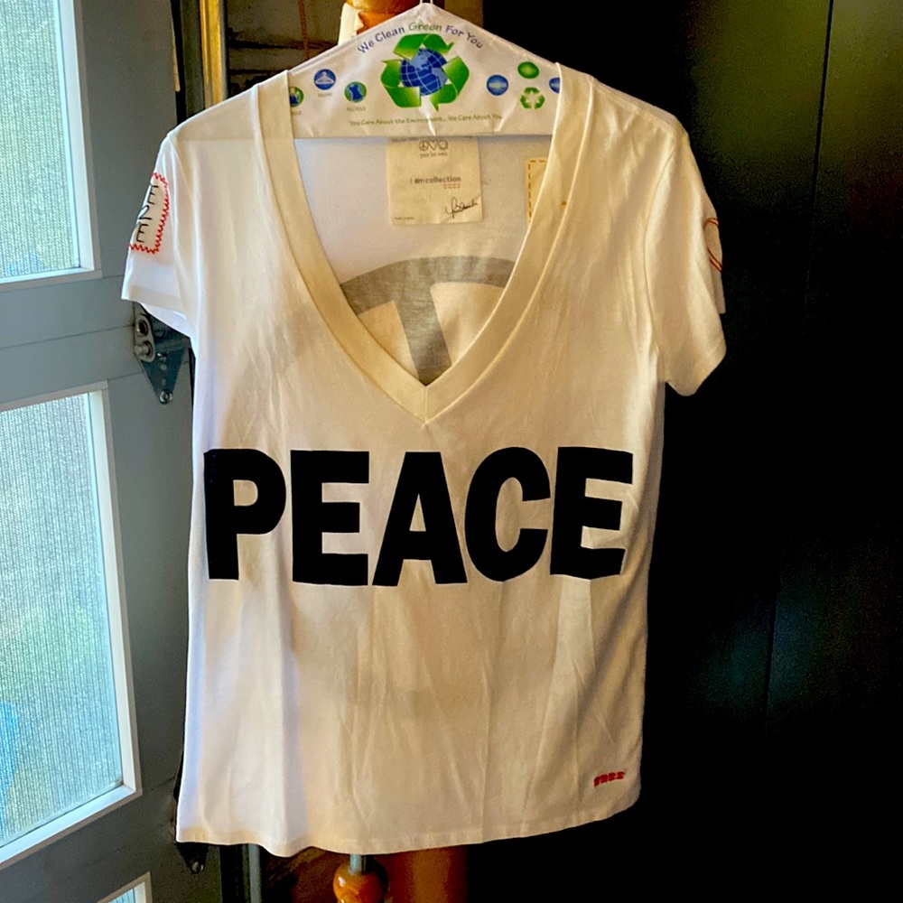 Peace v neck tee